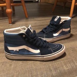 Vans Sk8-Hi Pro Classic Hi Top Blue Suede